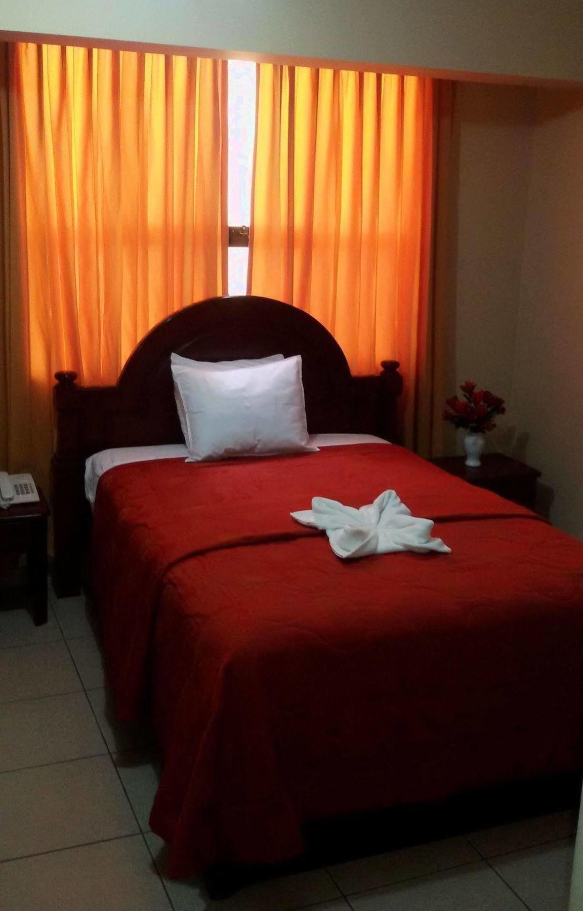 Hotel Presidente Trujillo Exterior photo